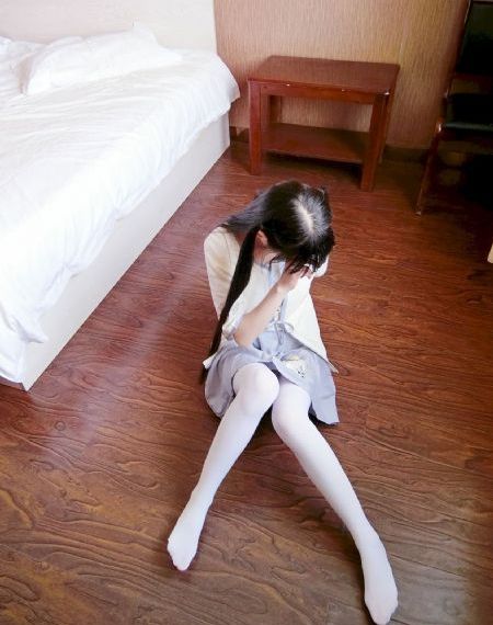年轻的