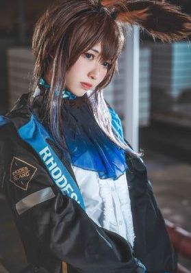 窒爱献祭挣扎